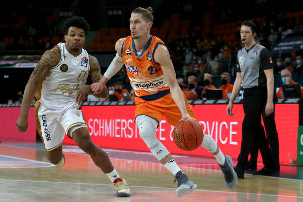 从战术上看 从战术上看