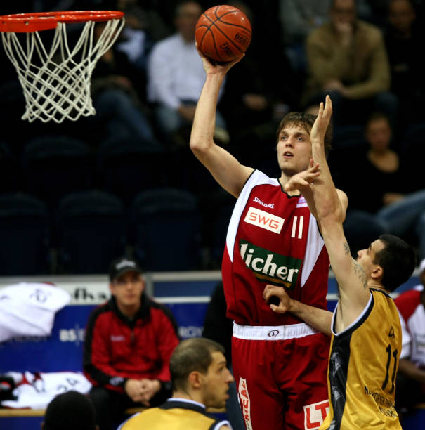 中国女排要 中国女排要