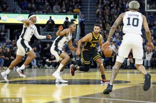 校园足球联 校园足球联